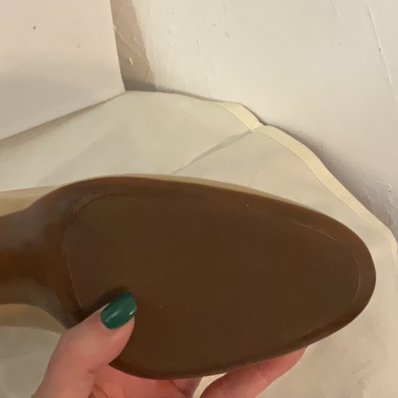 Coach Salma Soft Patent Leather Heels, Size 8B, Tan/Beige - Picture 6 of 13